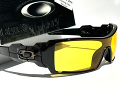 NEW Oakley OIL RIG Polished Black GALAXY Amber Yellow Lens Sunglass 9081
