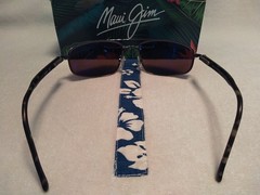 NEW DISPLAY Maui Jim “KAHUNA” 162-02 Gunmetal Frames/MAUI ROSE LENSES RARE!
