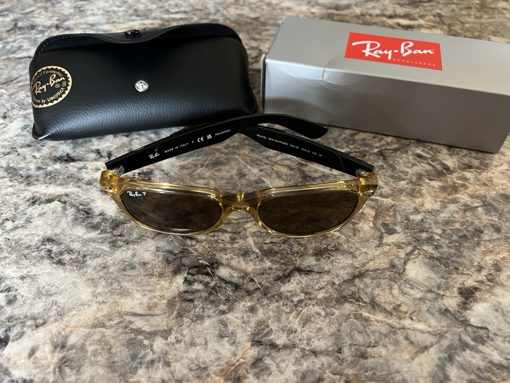 Ray-Ban New Wayfarer Bicolor Polarized Brown 55mm Sunglasses RB2132 945/57 55-18
