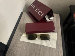Gucci Rectangular frame men’s sunglasses Pre-Fall 2025 – New – Authentic