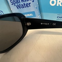 VOGUE VO 2606-S Wrap Sunglasses Black Frame Gray Tinted Lenses 135mm