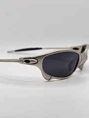 Oakley Like Juliet X-Metal Sunglasses Silver Frame Black Polarized Lens