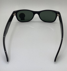 Ray Ban New Wayfarer (RB2132-901) Black 52mm/G-15 Green Sunglass