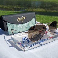 Maui Jim “MAVERICKS” 264-16 Gloss Gold Frames/ Bronze Lenses/ TITANIUM AVIATORS!