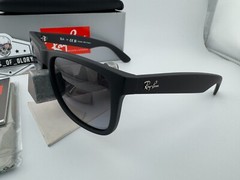 RAY-BAN JUSTIN RB4165 622/T3 RUBBER BLACK GRADIENT GREY POLARIZED SUNGLASSES 54