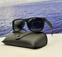 Ray-Ban RB4165 Justin Polarized Sunglasses Matte Black/Grey 100% UV 54mm Classic