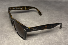Ray-Ban RB4105 Folding Wayfarer 710/51 Light Havana Brown Gradient RARE 50mm