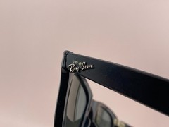 Ray Ban Wayfarer Sunglasses Italy RB 2140 901 Black Green G15 lens 50-22mm
