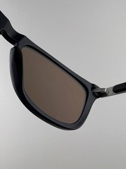 Oakley Frogskins Mix Matte Black Fire Iridium OO9428-1255 Stainless Steel Stems