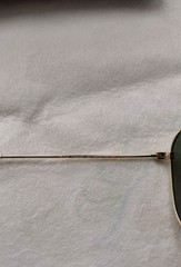 Ray-Ban RB3136 001 Caravan Gold Frame G-15 Green Lenses Sunglasses