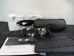 New Oakley Sunglasses Fuel Cell OO9096-02 Clear Grey/Grey