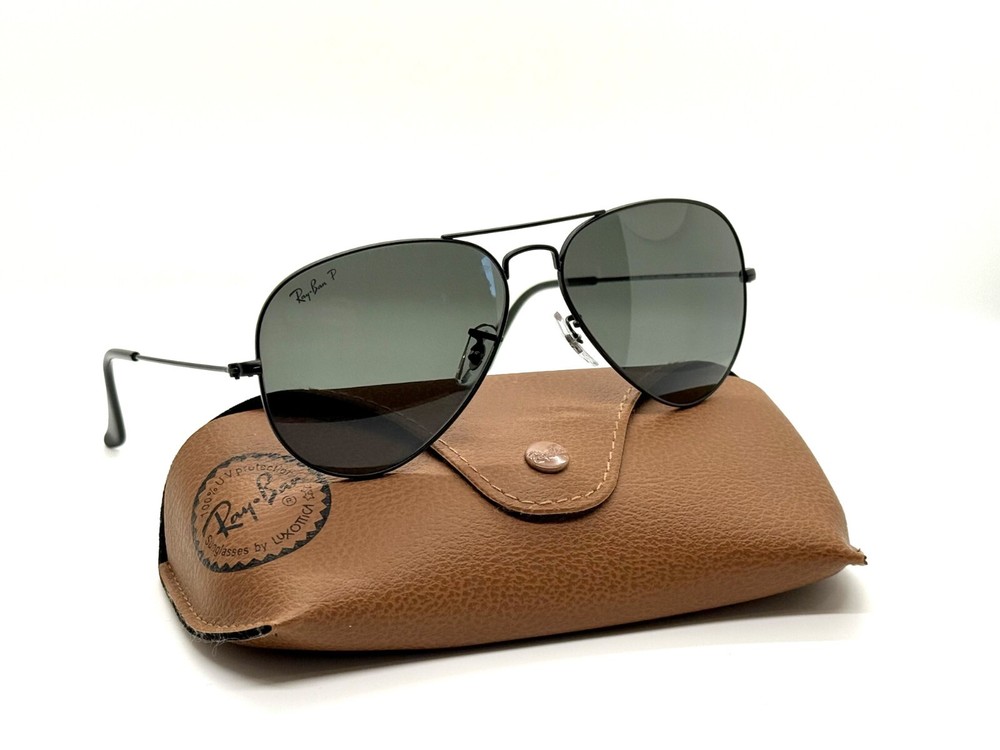 Ray-Ban RB3025 002/58 Aviator Classic Black Polarized Sunglasses With Case