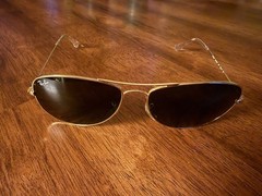 Ray-Ban Cockpit Unisex Aviator Sunglasses, Gold & Brown – RB3362 001 59-14 GREAT