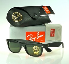Ray-Ban New Wayfarer Matte Black Rubber l Green G-15XLT RB2132 622 52mm