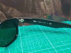 2001 Vintage Authentic Ray-Ban New Wayfarer 2132 Sunglasses Black, Made In Italy
