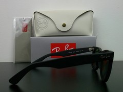 Ray-Ban RB2140 Wayfarer Classic Sunglasses Matte Black G-15 50mm Never Worn