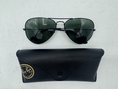 Ray-Ban Aviator Classic RB3025 Black Frame Metal Green 58 mm Lens Sunglasses