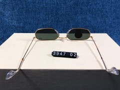 Ray-Ban RB3947 Polished Arista Gold/Green 57 mm Sunglasses 145mm 001/31 57-18