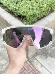 New Oakley BXTR Metal OO9237 9237 Clear Violet Prizm Lens 133mm OSFA