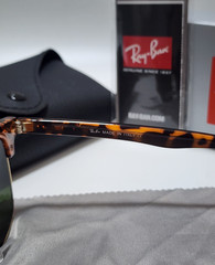 Ray-Ban RB3016 Clubmaster Sunglasses Tortoise Shell Frame Glass Green Lens 51 mm