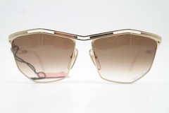 Vintage sunglasses Paloma Picasso 1478 gold square sunglasses eyewear