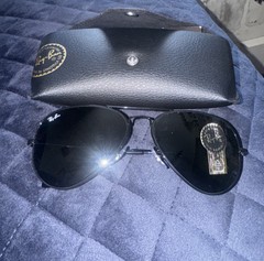 Ray-Ban Ray Model number: RB3025 Sunglasses
