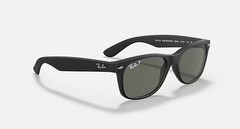 Ray-Ban Wayfarer Classic RB2132 622/58 55-18 Black Frame Green Polarized Lens