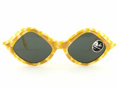 VINTAGE RAY BAN TAMARIN YELLOW KISS SHAPE G15 GREY LENS 1960 B&L SUNGLASSES