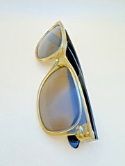 SUNGLASSES RAY BAN RB2132 New Wayfarer 55-18-145 WITH CASE