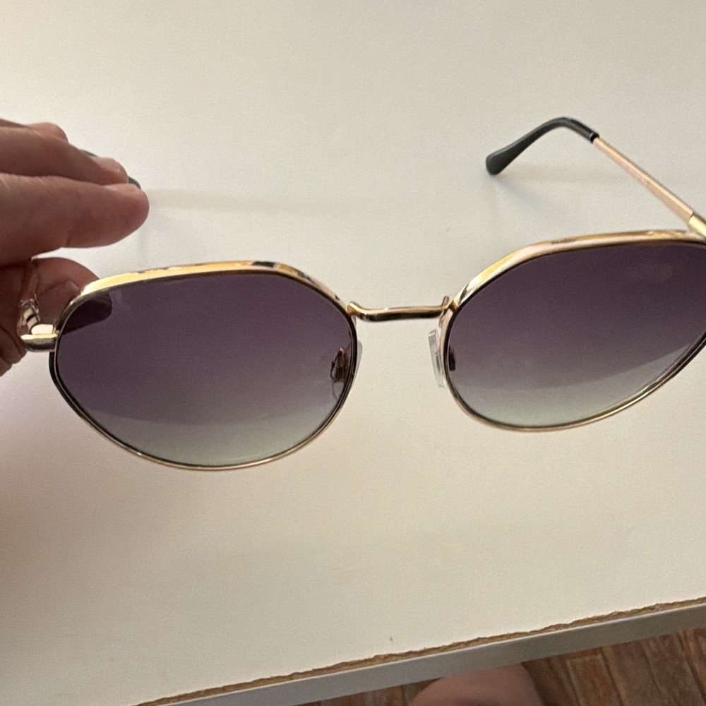 Lentes dRound Gold Metal Sunglasses Purple Gradient Lenses 900-01-5183 de mujer
