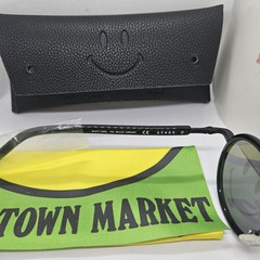 NIB Akila X China Town Market EDthos Signature Smiley Face Sun Glasses Black