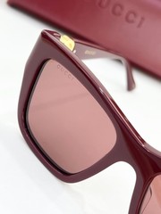 Sunlasses Unisex GUCCI MOD：GG2124O Size：52口18-135