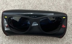 RAY-BAN RB4195M SCUDERIA FERRARI Spain LTD Sunglasses Carlos Sainz Black / Grey
