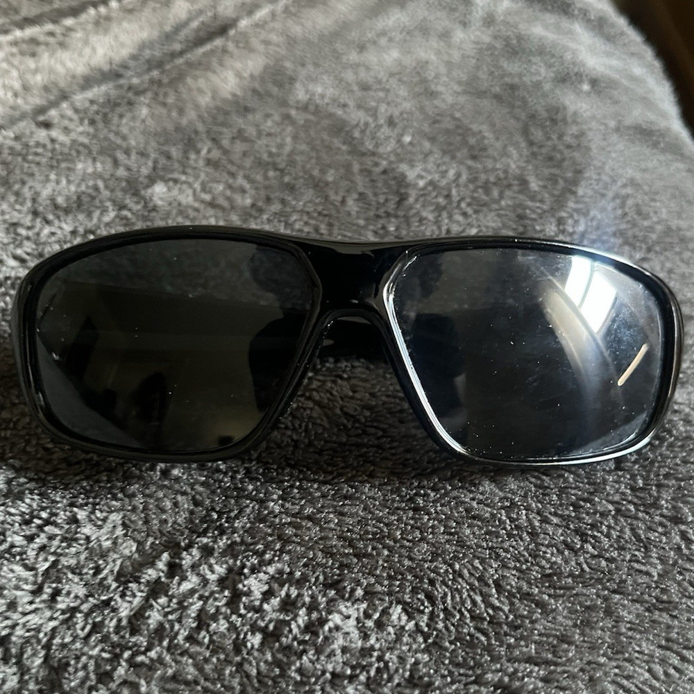 Men’s Wrap Sunglasses Black Plastic Frame Tinted Black Lenses Solid