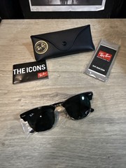 RayBan RB3016 Clubmaster W0365A Black/Gold / Grey Lens 51 mm