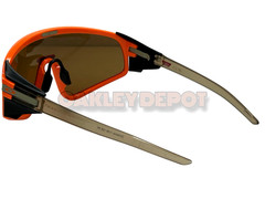 ✅🕶️ OAKLEY LATCH PANEL 009404 NEON ORANGE/PRIZM BRONZE SUNGLASSES (133)