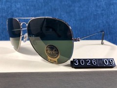 RAY-BAN RB3026 Aviator Sunglasses Silver Frame 62mm Dark Green Lens 140MM
