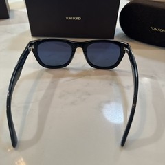 Tom Ford TF1076 Kendel Polarized Sunglasses 01M Black 54mm FT1076