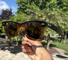 Ray-Ban Wayfarer II Vintage 70s 80s RB2143 Made in Italy Tortoise Sunglasses