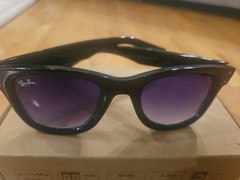 Ray-Ban Sunglasses Black with Clear Lenses and Blue-Violet Filter