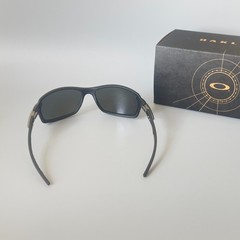 Oakley Carbon Shift OO9302 Matte Black Deep Blue Lens Sunglasses Carbon Fiber