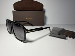 Tom Ford Raoul FT0753 01B Shiny Black Navigator Sunglasses 62mm