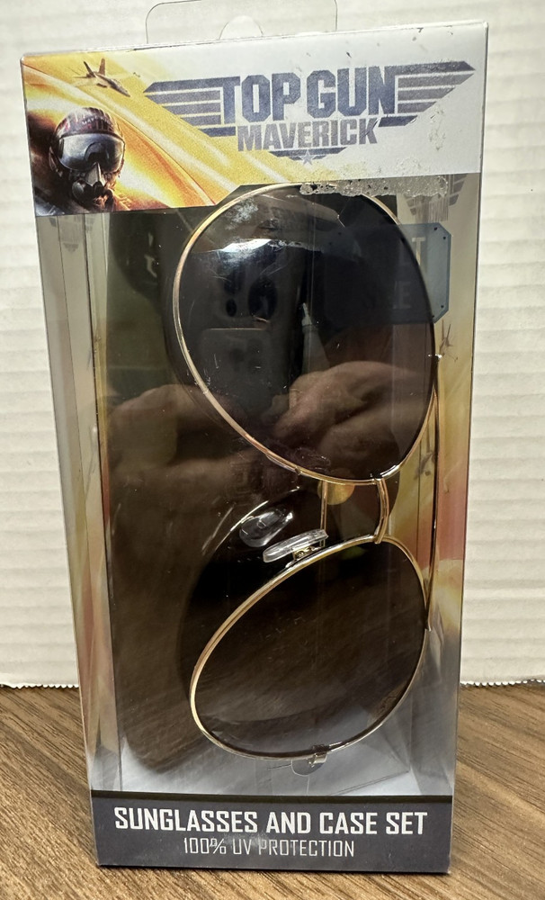 Top Gun Maverick Movie Aviator Sunglasses & Case Adult Gold