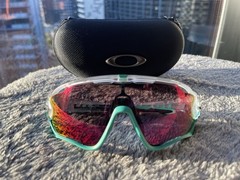 OO9290-2231 Cycling Sunglasses Black Iridium w/ Case