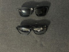 Dockers 2 Pair of Sunglasses Unisex