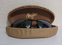 Maui Jim Sunglasses, Black Coral MJ-249-2M Black, EUC Italy W/Case 65 16 115mm