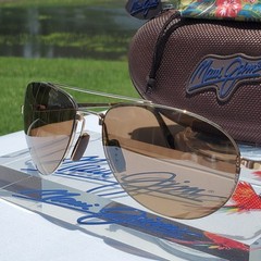 Maui Jim “PILOT” 210-16 RARE Gloss Gold STAINLESS STEEL Wrap Frame/Bronze Lenses