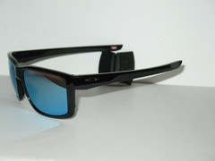 Oakley Main Link Polished Black Frame Prizm Deep Water Polarized Sunglasses