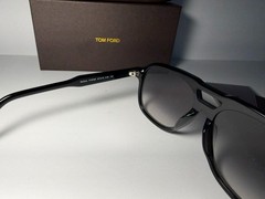 Tom Ford Raoul FT0753 01B Shiny Black Gradient Smoke 62 mm Men’s Sunglasses