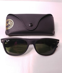 Ray-Ban Wayfarer Classic RB2132 622 55-18 Matte Black Frame